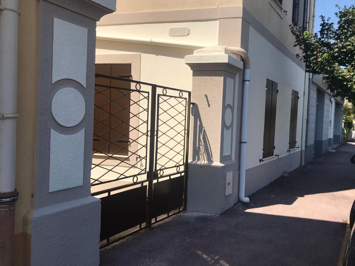 La Villa Camille イエール エクステリア 写真